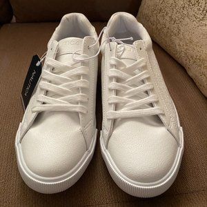 White Dulcie Nautica Shoes JW2012